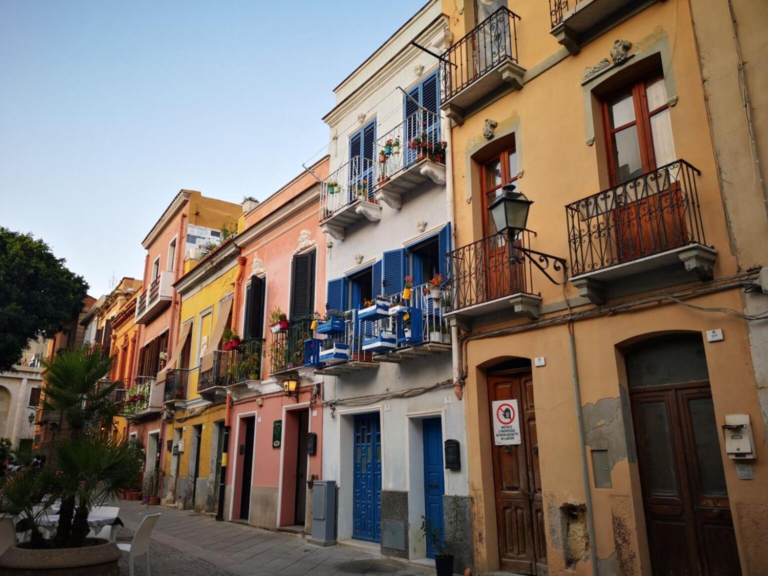 Centro Storico Lovely House R9345 Cagliari Exterior foto